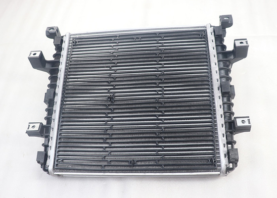 7L8121212A ラジエーターはAudi Q7 4L 3.0 2010-2015フォルクスワーゲントゥアレグ 2004-2010に適しています